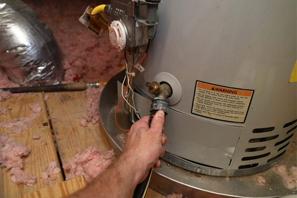 Read more about the article When should you repair or replace your water heater
